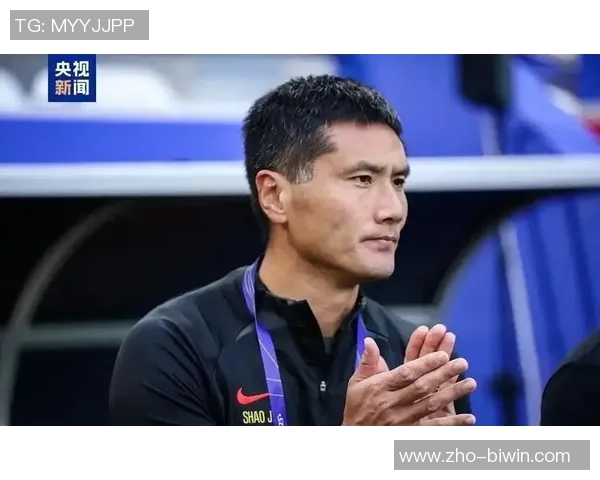 最年轻足球教练的崛起与挑战：如何在竞争激烈的领域中脱颖而出