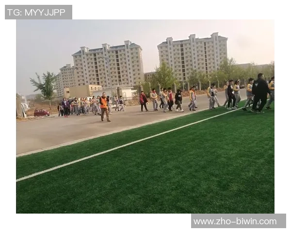 足球道中道友共探球场哲学与人生智慧的交融之旅